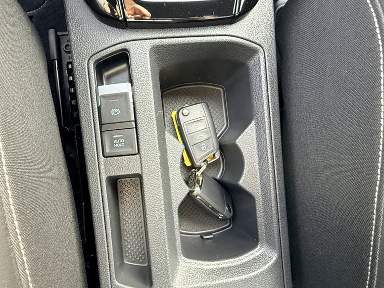 Vehicle Image 27