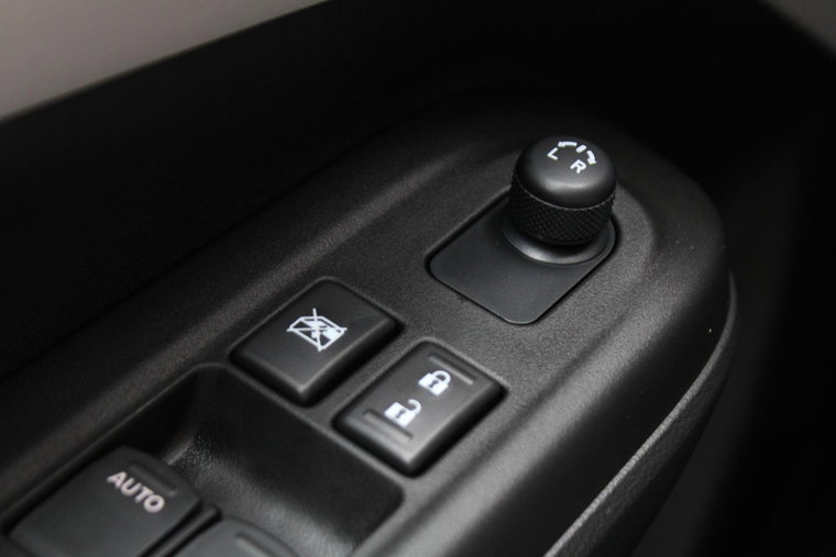 Vehicle Image 26