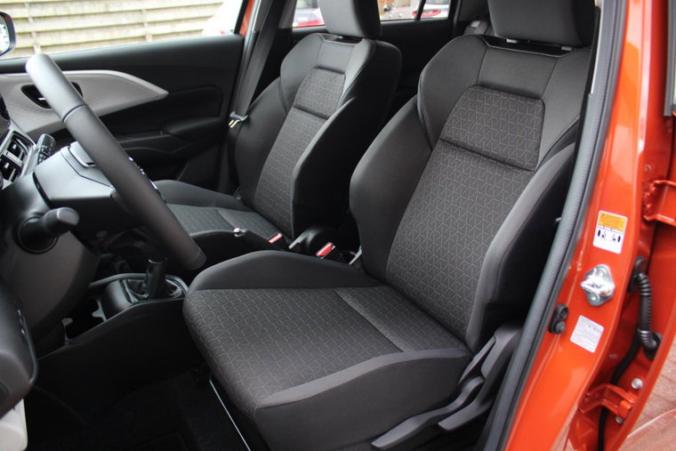 Vehicle Image 11