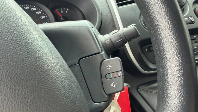 Vehicle Image 24