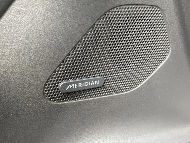Vehicle Image 33