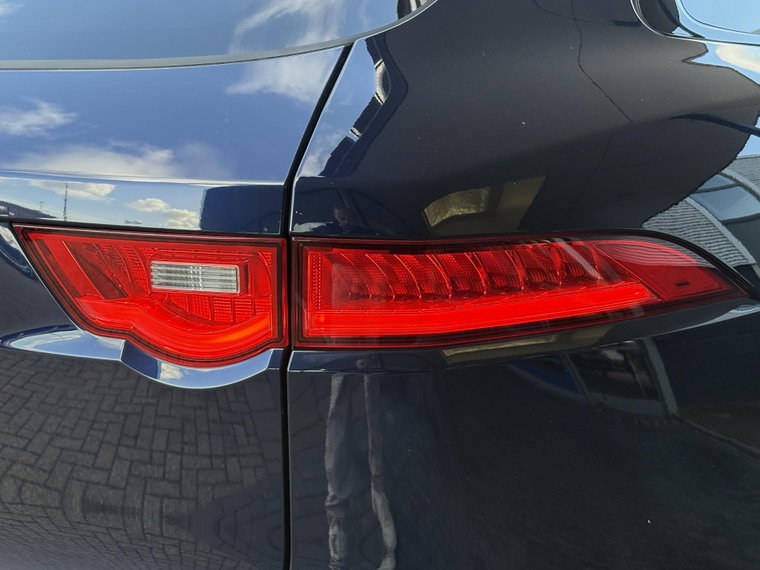 Vehicle Image 50