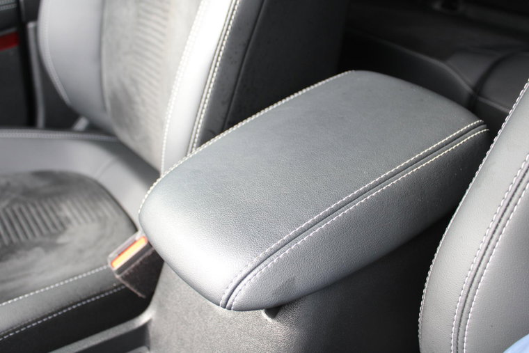 Vehicle Image 27