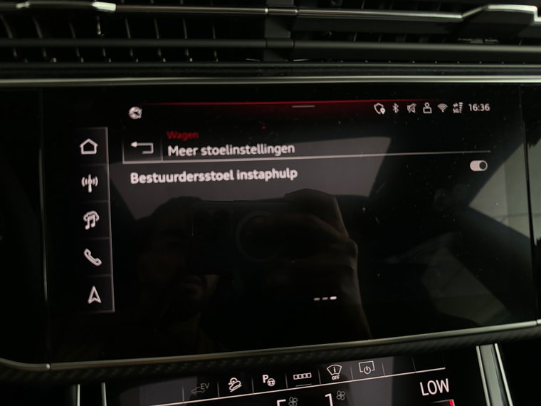 Vehicle Image 35