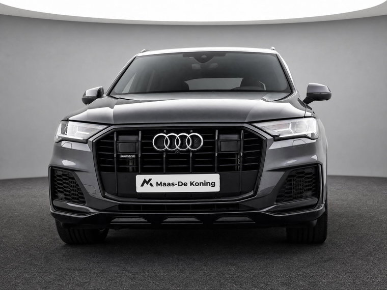 Vehicle Image 6