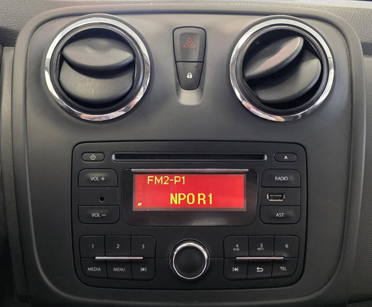 Vehicle Image 16