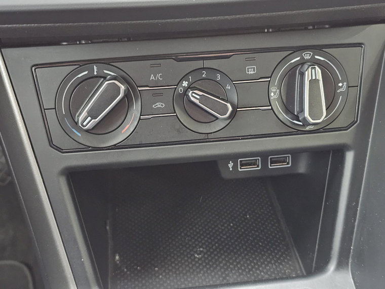 Vehicle Image 34