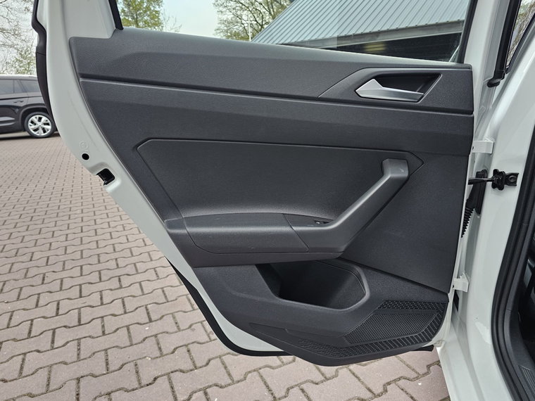 Vehicle Image 51