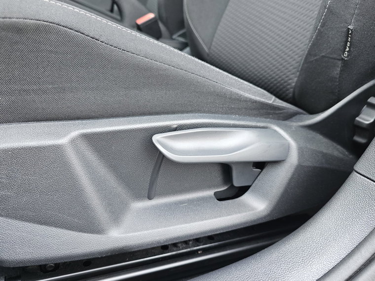 Vehicle Image 53