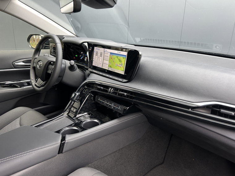 Vehicle Image 21