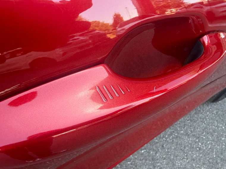 Vehicle Image 32