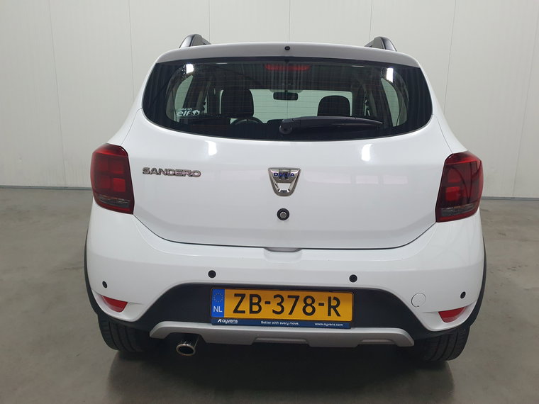 Vehicle Image 17
