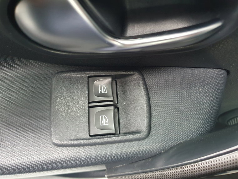 Vehicle Image 38