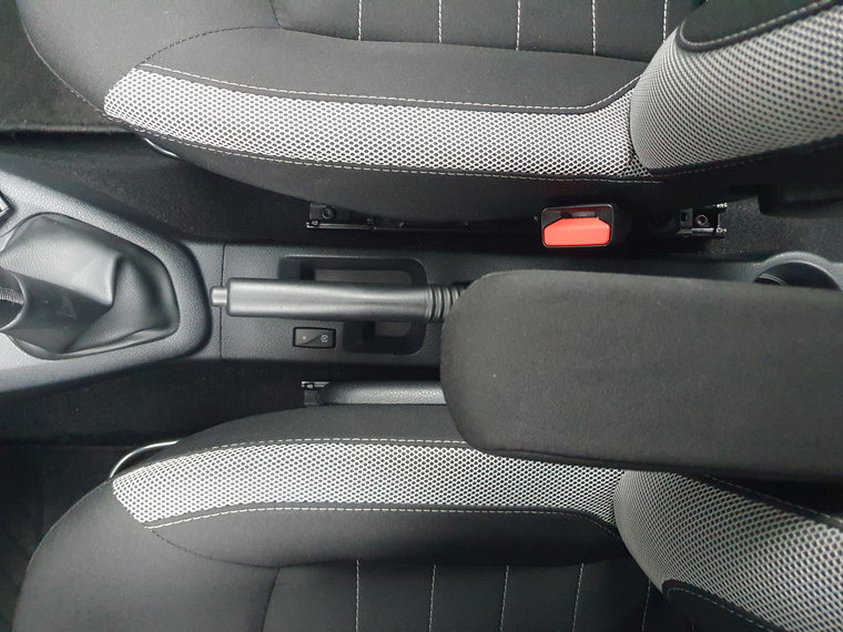 Vehicle Image 39