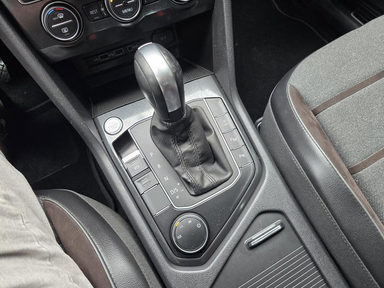Vehicle Image 27