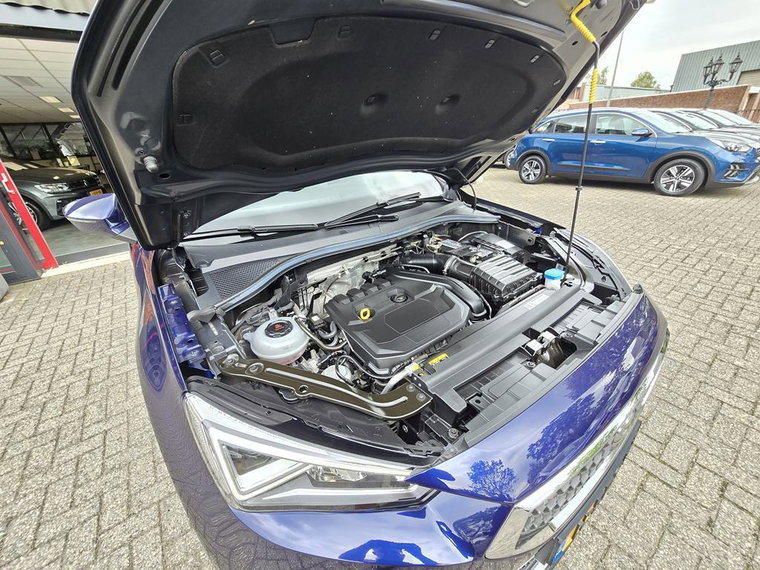 Vehicle Image 37