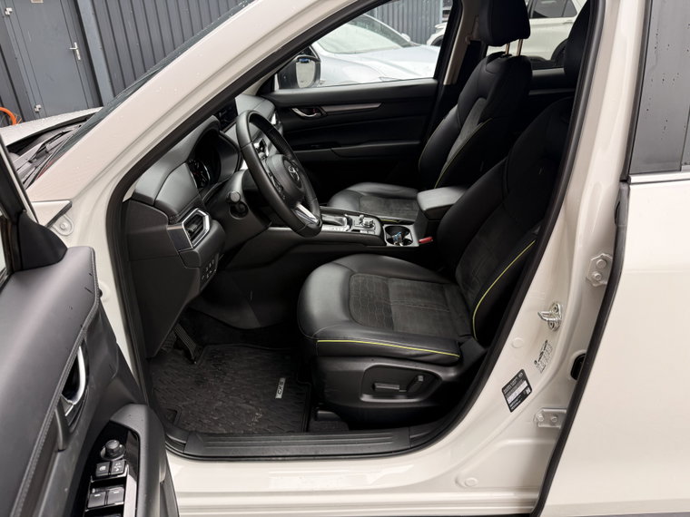 Vehicle Image 45