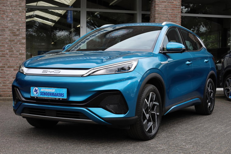 Vehicle Image 16