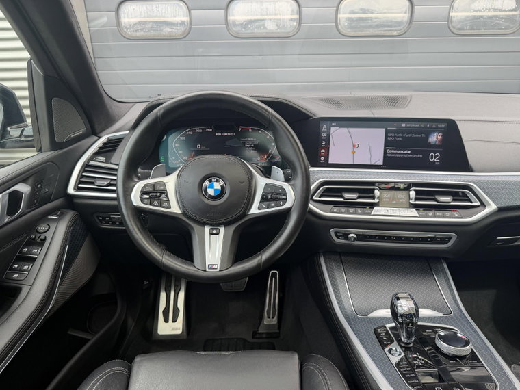 Vehicle Image 40