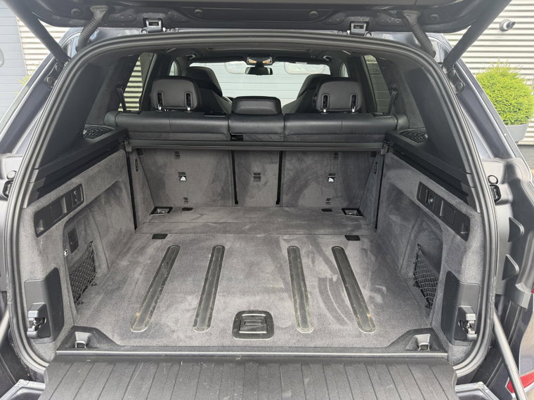 Vehicle Image 41