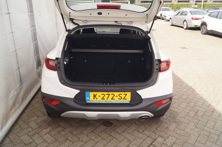 Vehicle Image 28