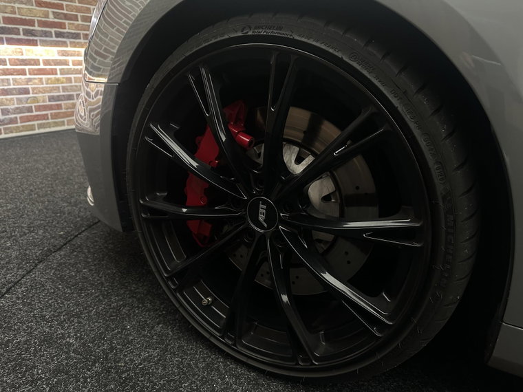 Vehicle Image 36