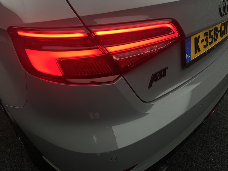 Vehicle Image 41