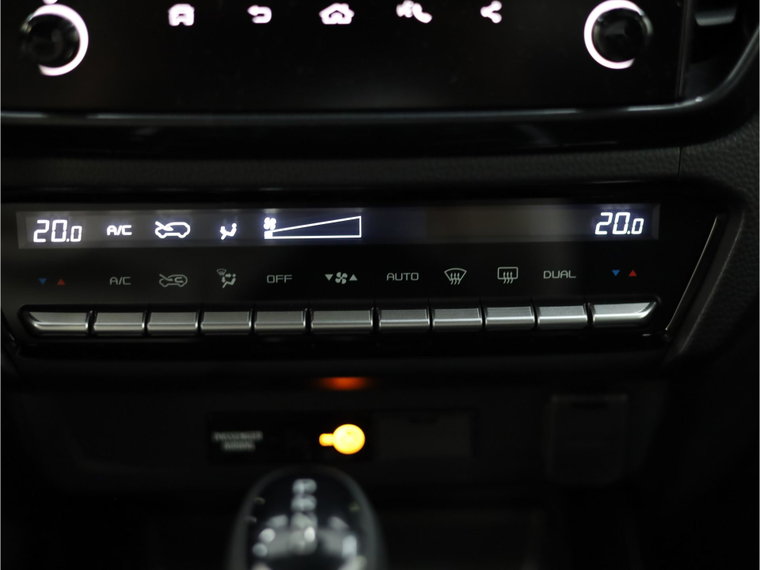 Vehicle Image 41