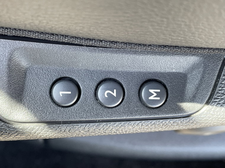 Vehicle Image 29