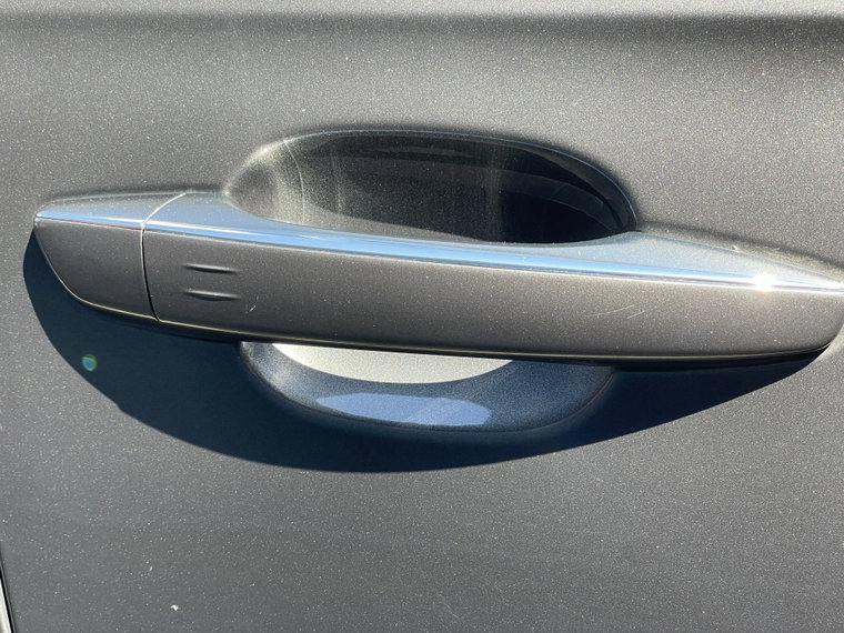 Vehicle Image 33