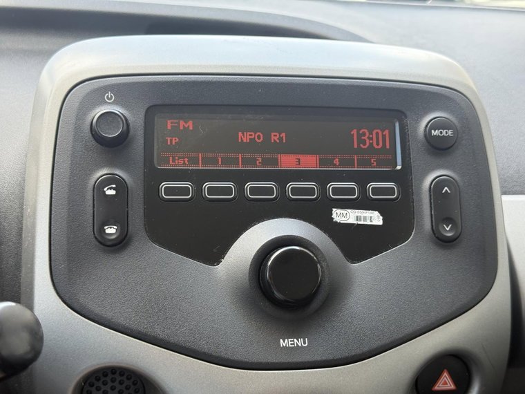 Vehicle Image 13