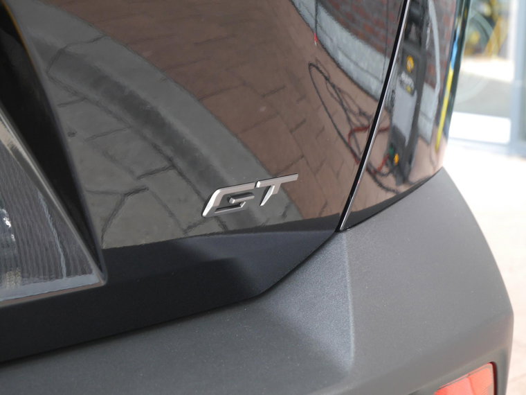 Vehicle Image 38