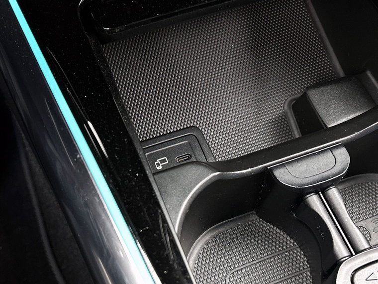 Vehicle Image 37