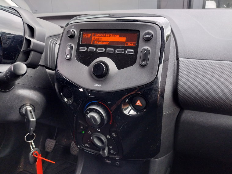 Vehicle Image 20