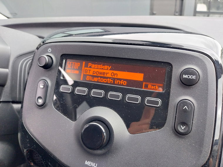 Vehicle Image 21