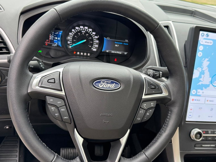 Vehicle Image 17