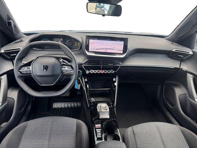 Vehicle Image 17