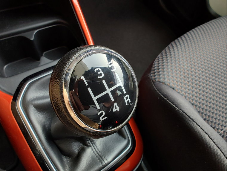 Vehicle Image 19