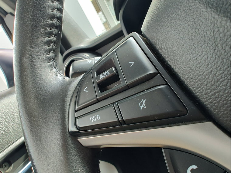 Vehicle Image 24
