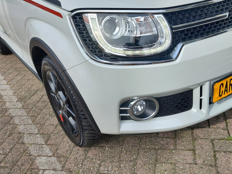 Vehicle Image 35