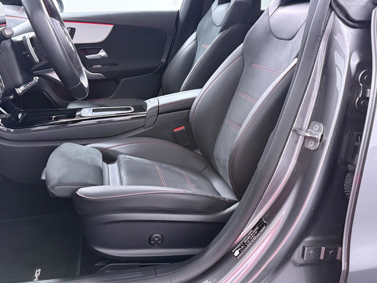 Vehicle Image 36