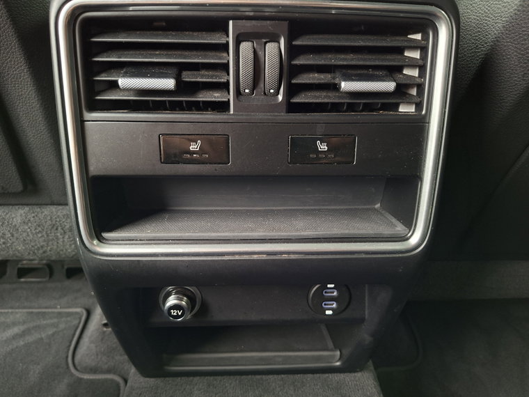 Vehicle Image 34