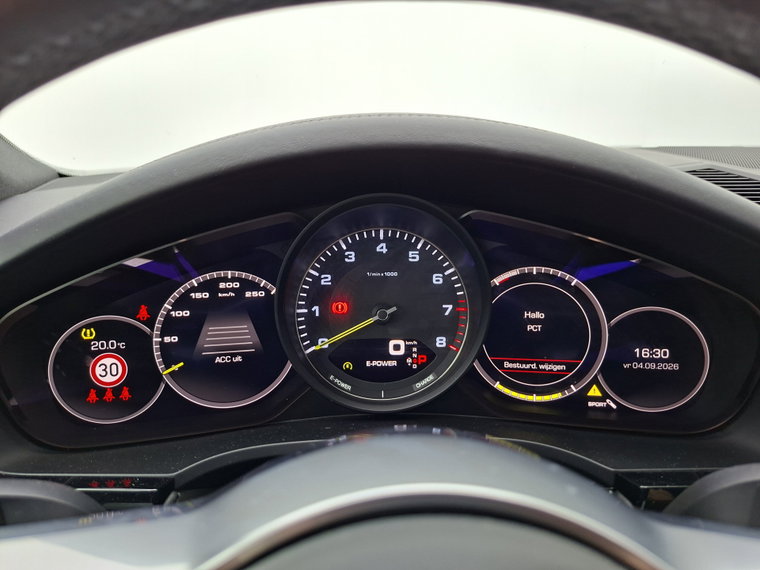 Vehicle Image 38
