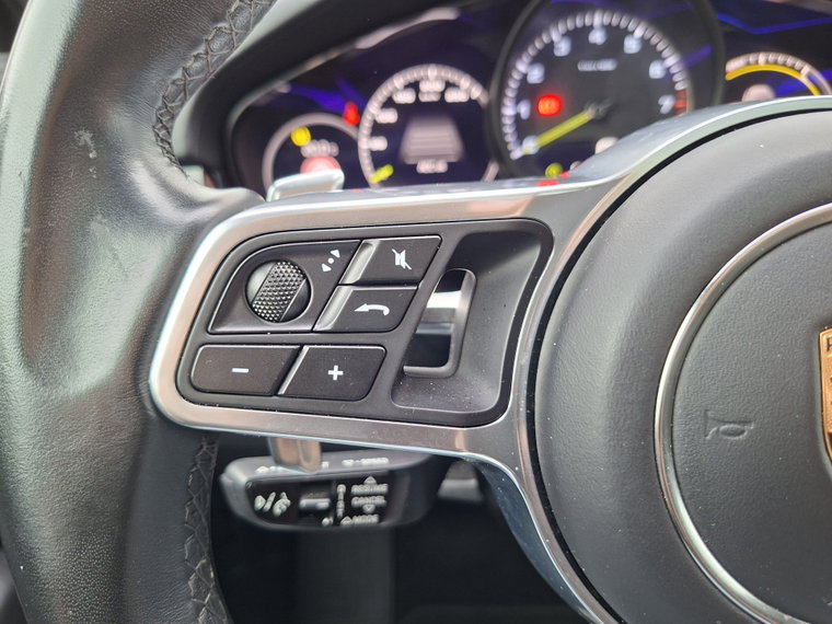 Vehicle Image 42