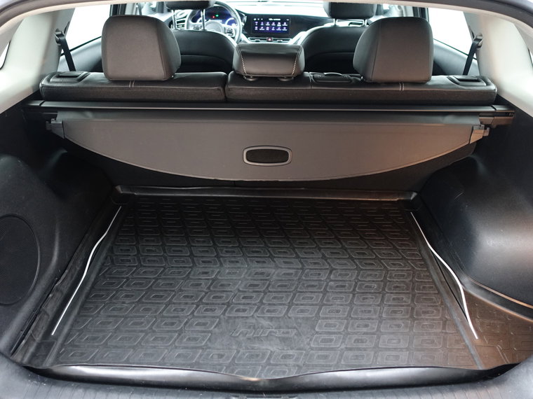Vehicle Image 32