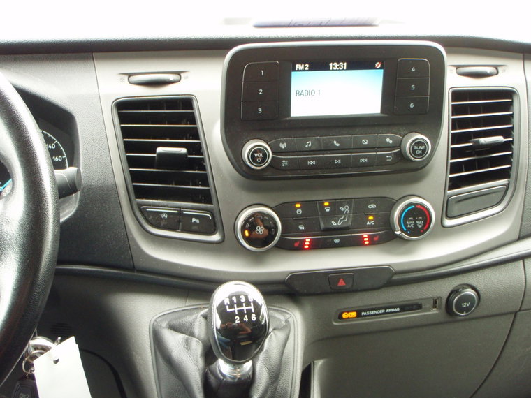 Vehicle Image 18