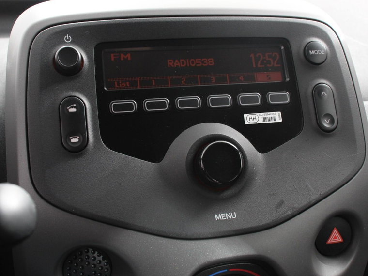 Vehicle Image 22