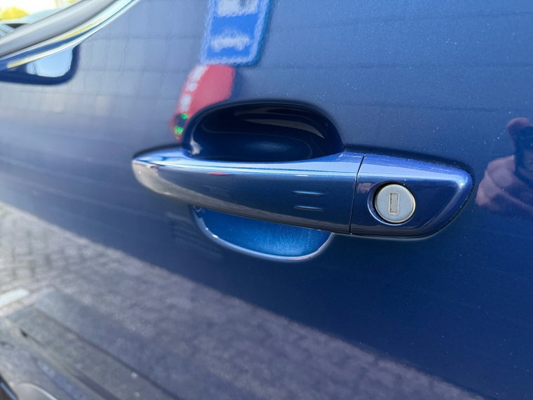 Vehicle Image 40