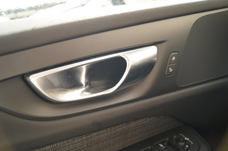 Vehicle Image 26