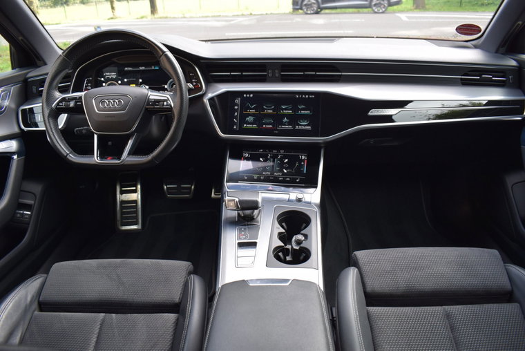 Vehicle Image 23